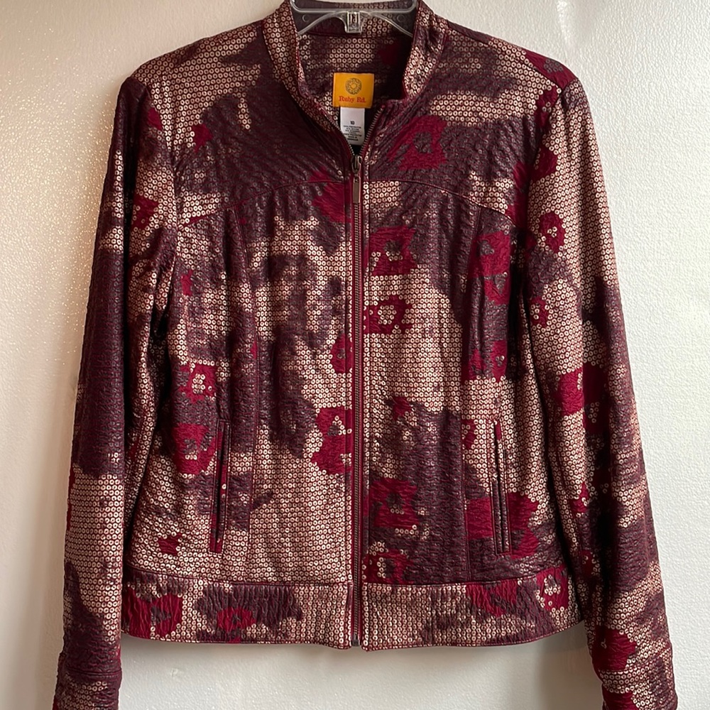 Ruby Red zip front mock neck collar stretch cropped jacket size 10